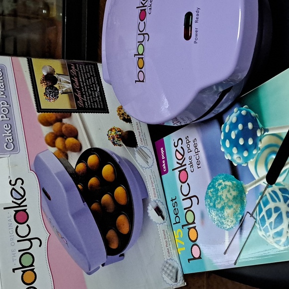 🆕️ Baby Cakes Purple Cake Pop Maker Lot w/ Cookbook Tray Unicorn Pop Mold - Picture 3 of 10